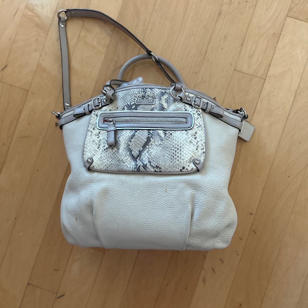 Coach: vintage Madison handbag